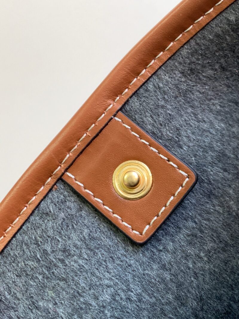 Celina Cuir Bucket-30×22×13CM - Image 8