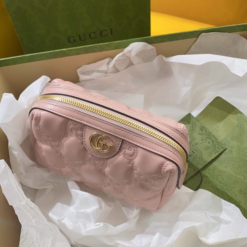 Gucci GG Matelassé Cosmetic Bag-16*12.5*9CM - Image 5