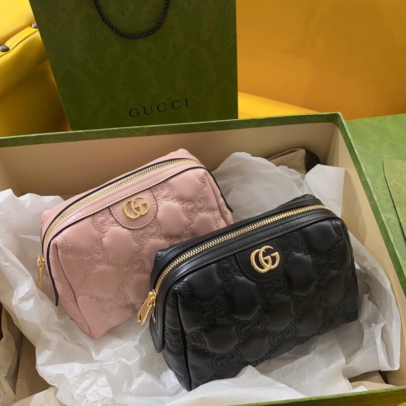 Gucci GG Matelassé Cosmetic Bag-16*12.5*9CM - Image 2