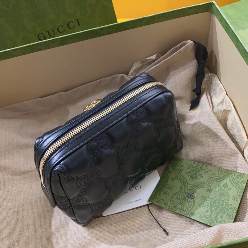 Gucci GG Matelassé Cosmetic Bag-16*12.5*9CM - Image 7
