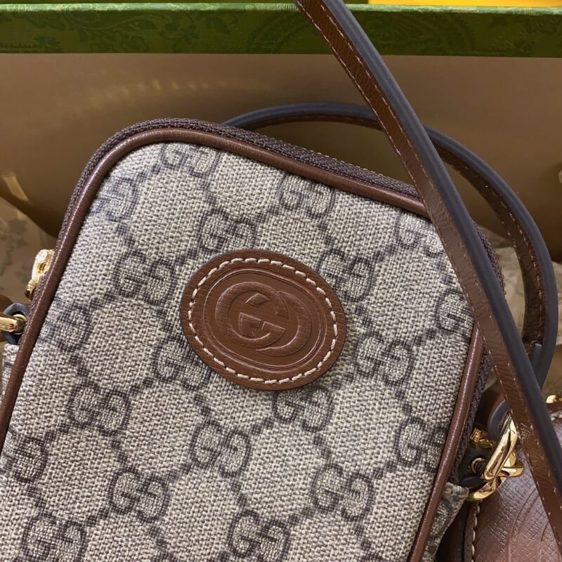 Gucci Interlocking Double G Phone Bag-10.5*18*3CM - Image 3