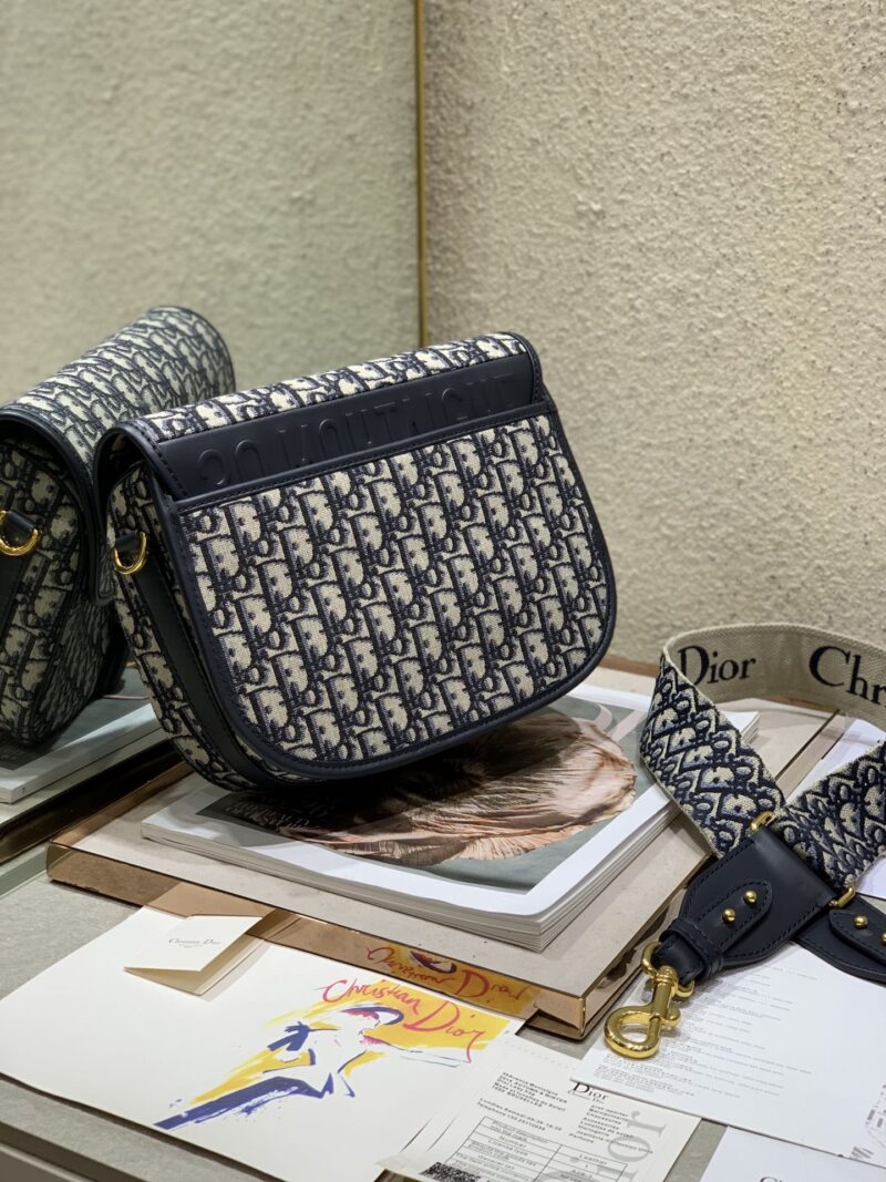 Di0r 30 Bobby Bag-27×19.5×8CM - Image 4