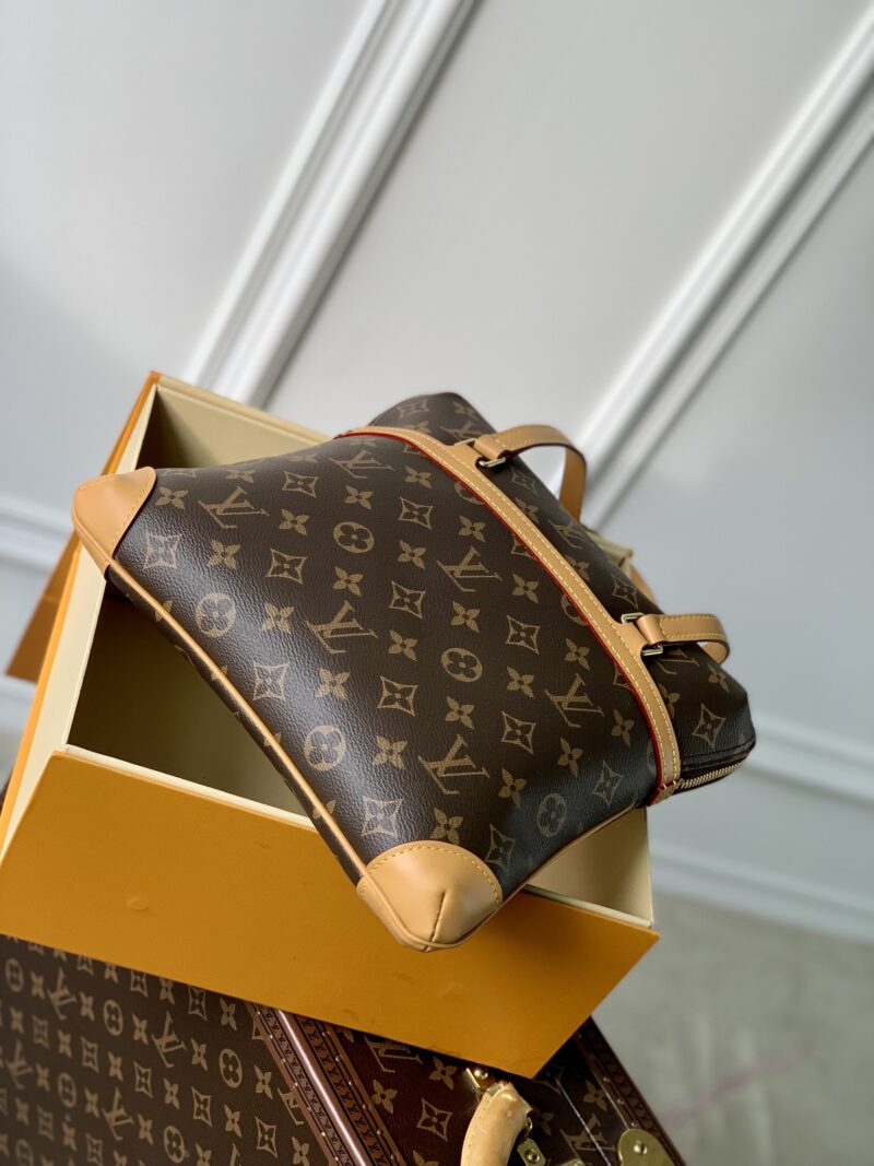 Louis Vuitton Vintage Coussin Bag-26×27CM - Image 3