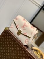 Louis Vuitton Pochette Metis Handbags-25*19*7CM