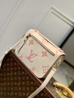 Louis Vuitton Pochette Metis Handbags-25*19*7CM - Image 3