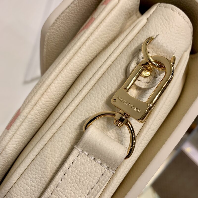 Louis Vuitton Pochette Metis Handbags-25*19*7CM - Image 4