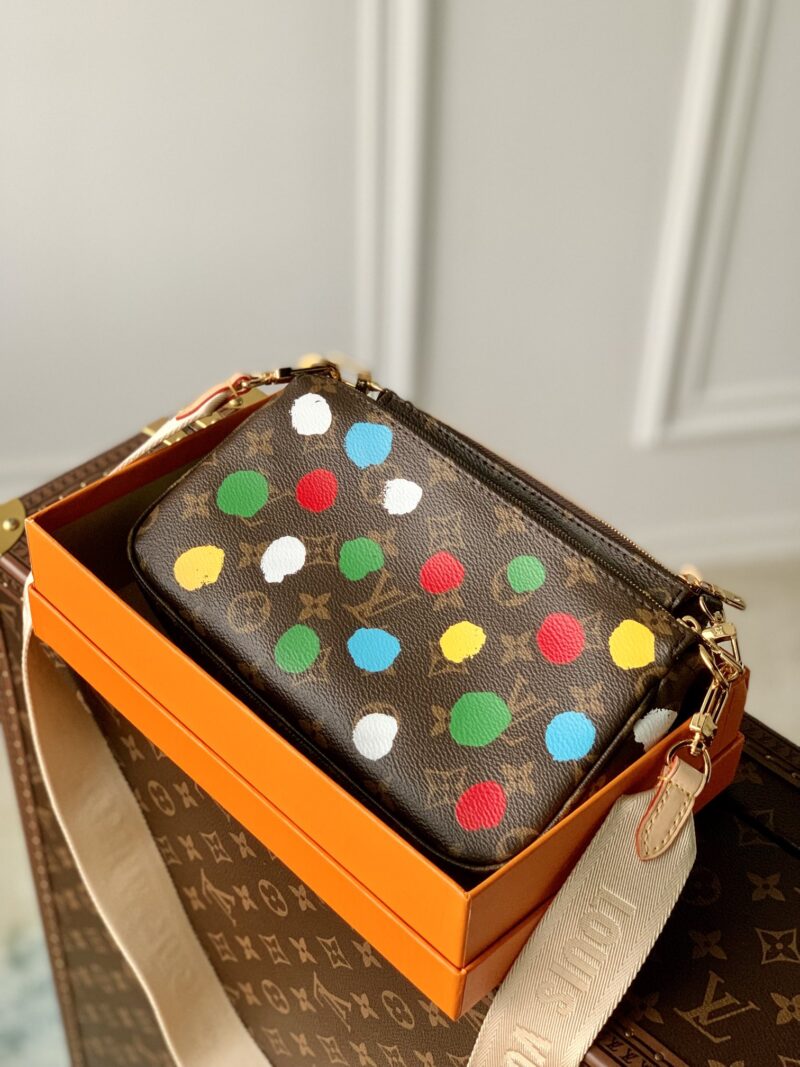 Louis Vuitton x YK Multi Pochette Accessoires-25*13&20*11*10CM - Image 3
