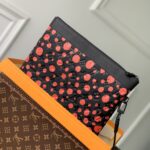 Louis Vuitton x YK Pochette To Go-30 x 21.5 x 1 CM