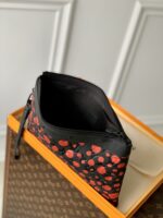 Louis Vuitton x YK Pochette To Go-30 x 21.5 x 1 CM - Image 7