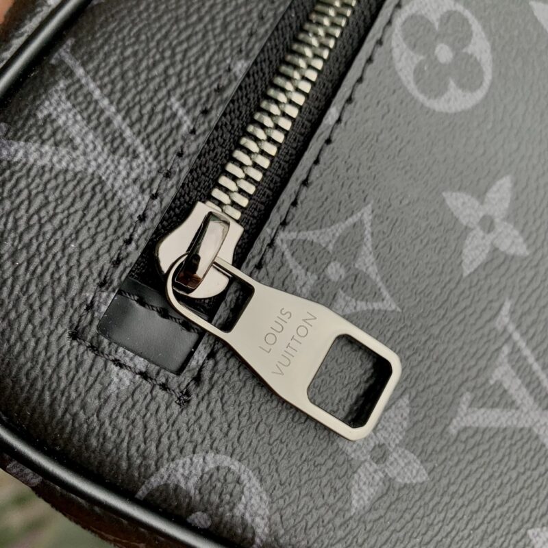 Louis Vuitton Pochette Kasai -25 x 15.5 x 6.5 CM - Image 6