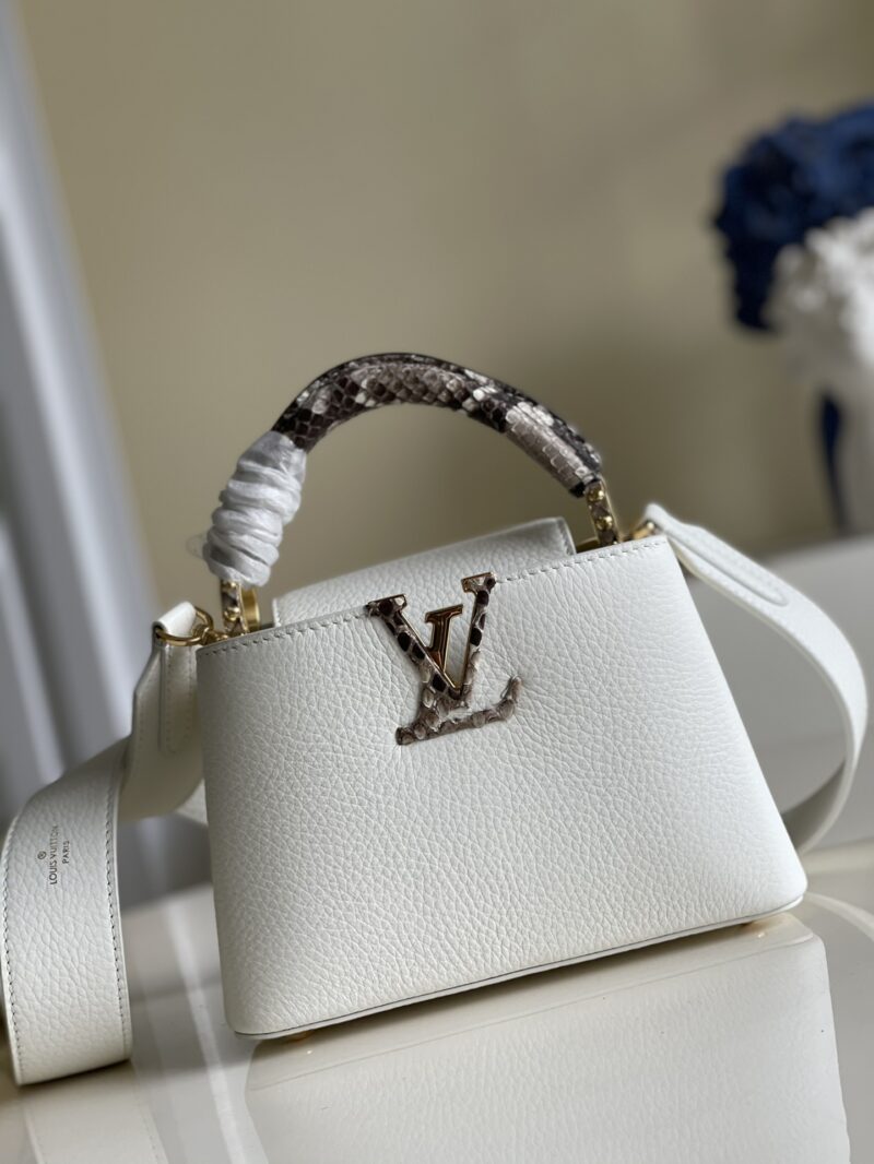 Louis Vuitton Mini Capucines Handlebag-21*14*8CM - Image 3