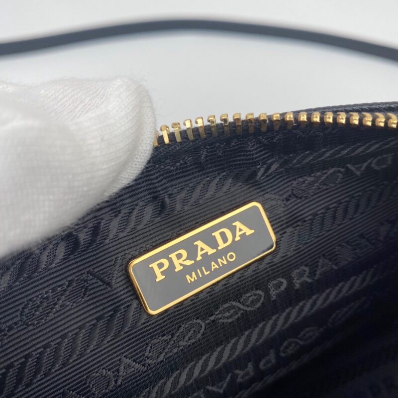 Prada Chain Bag 1BH171-20*11.5*5CM - Image 9