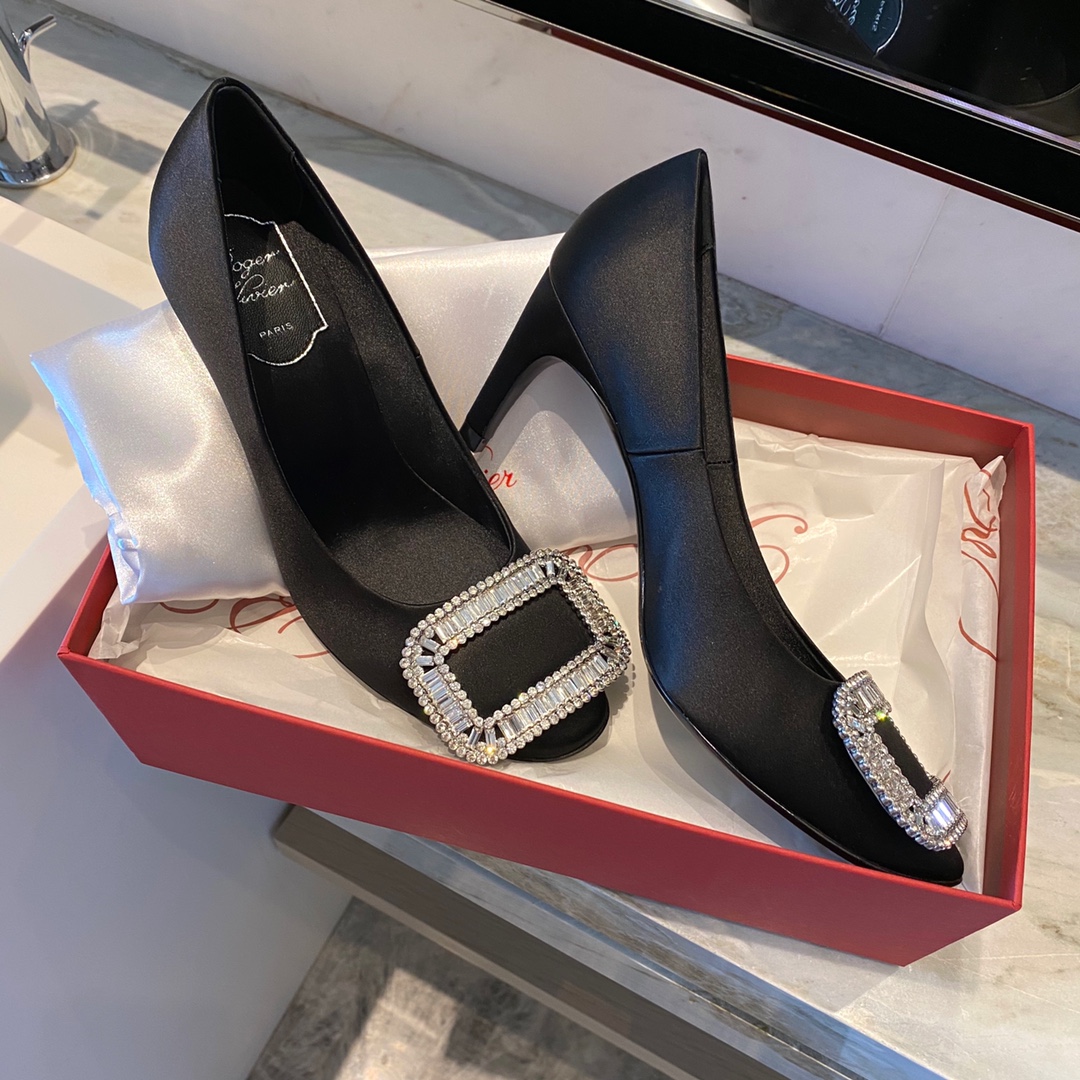 wsxc1675693617971_1.jpg Roger Vivier Heels-6.5CM - Image 1