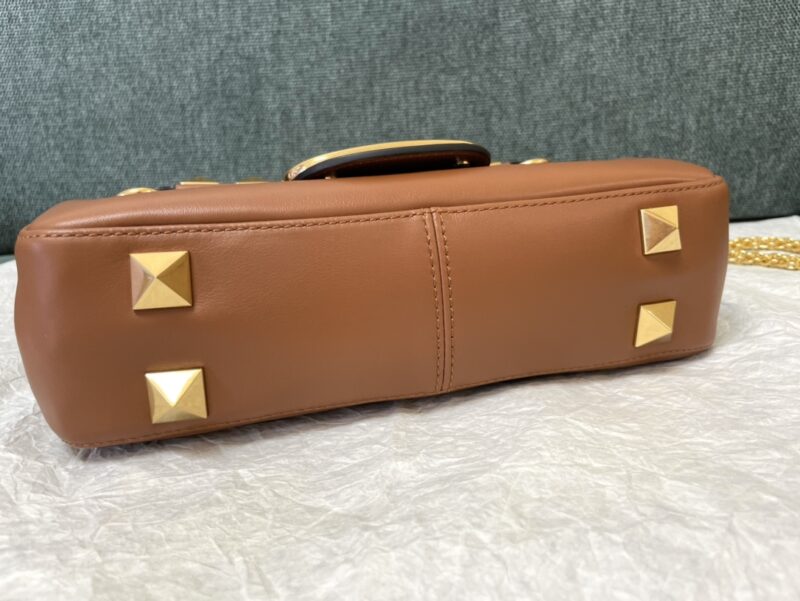 Valentino GaravaniStudSian-28*17*8CM - Image 9