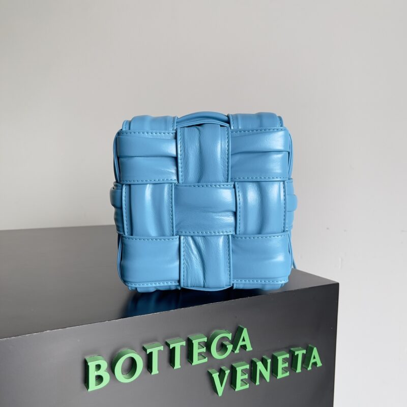 Bottega Veneta Mini Bucket-18*14*14CM - Image 4