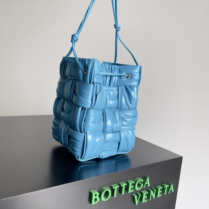 Bottega Veneta Mini Bucket-18*14*14CM - Image 5