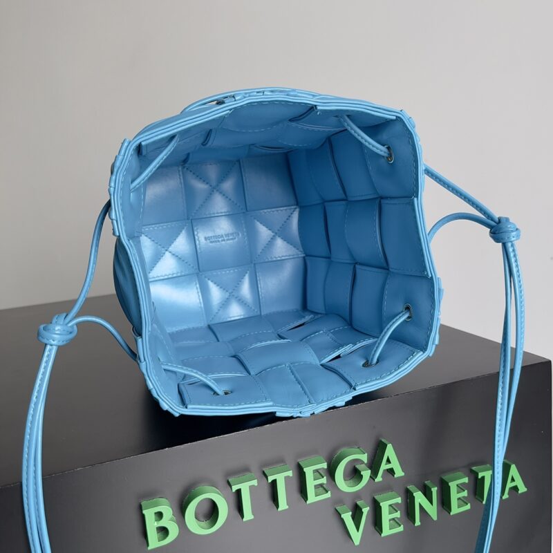 Bottega Veneta Mini Bucket-18*14*14CM - Image 6