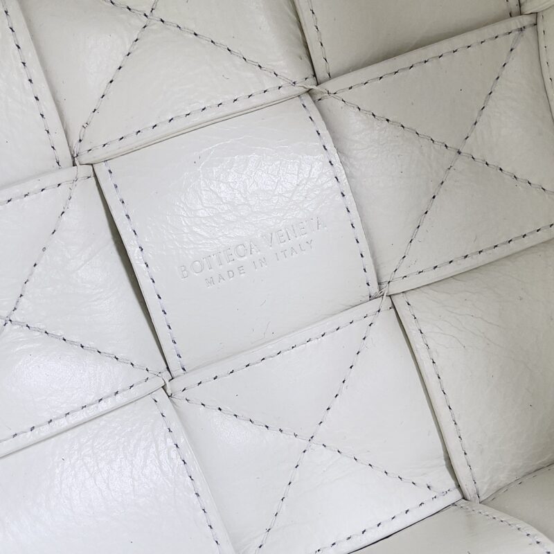 Bottega Veneta Mini Bucket-18*14*14CM - Image 5