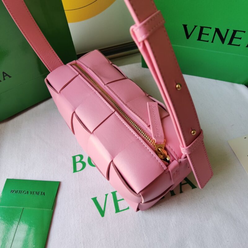Bottega Veneta Cassette Bag-23.5x10x20CM - Image 6