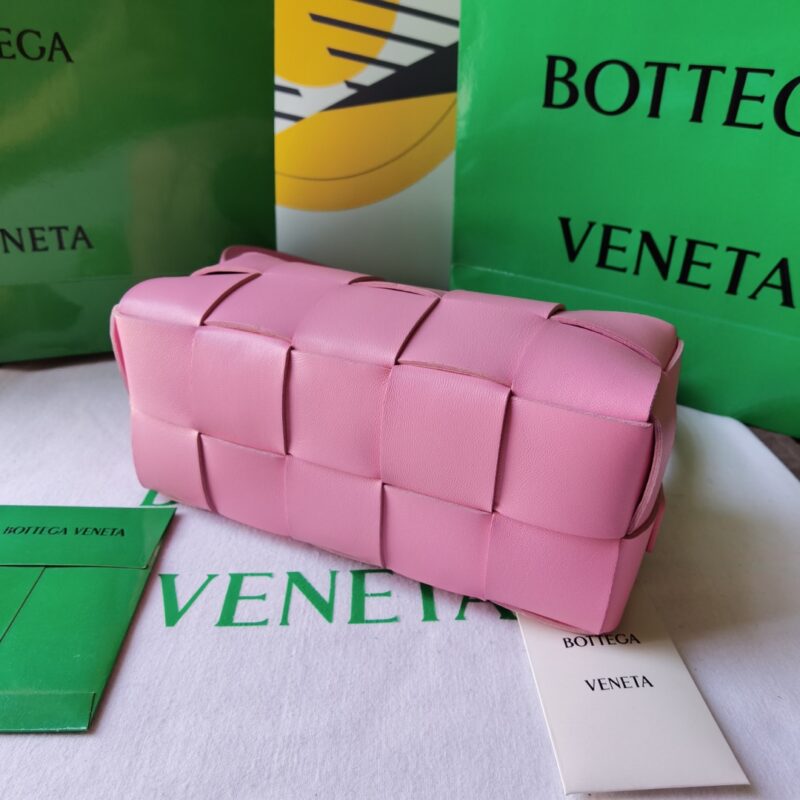 Bottega Veneta Cassette Bag-23.5x10x20CM - Image 4