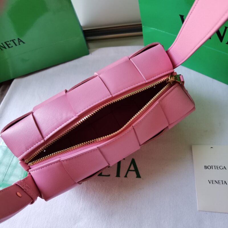 Bottega Veneta Cassette Bag-23.5x10x20CM - Image 7