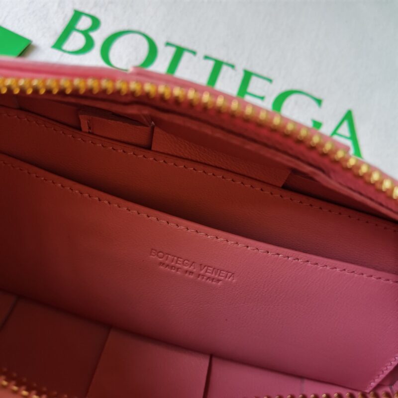 Bottega Veneta Cassette Bag-23.5x10x20CM - Image 8