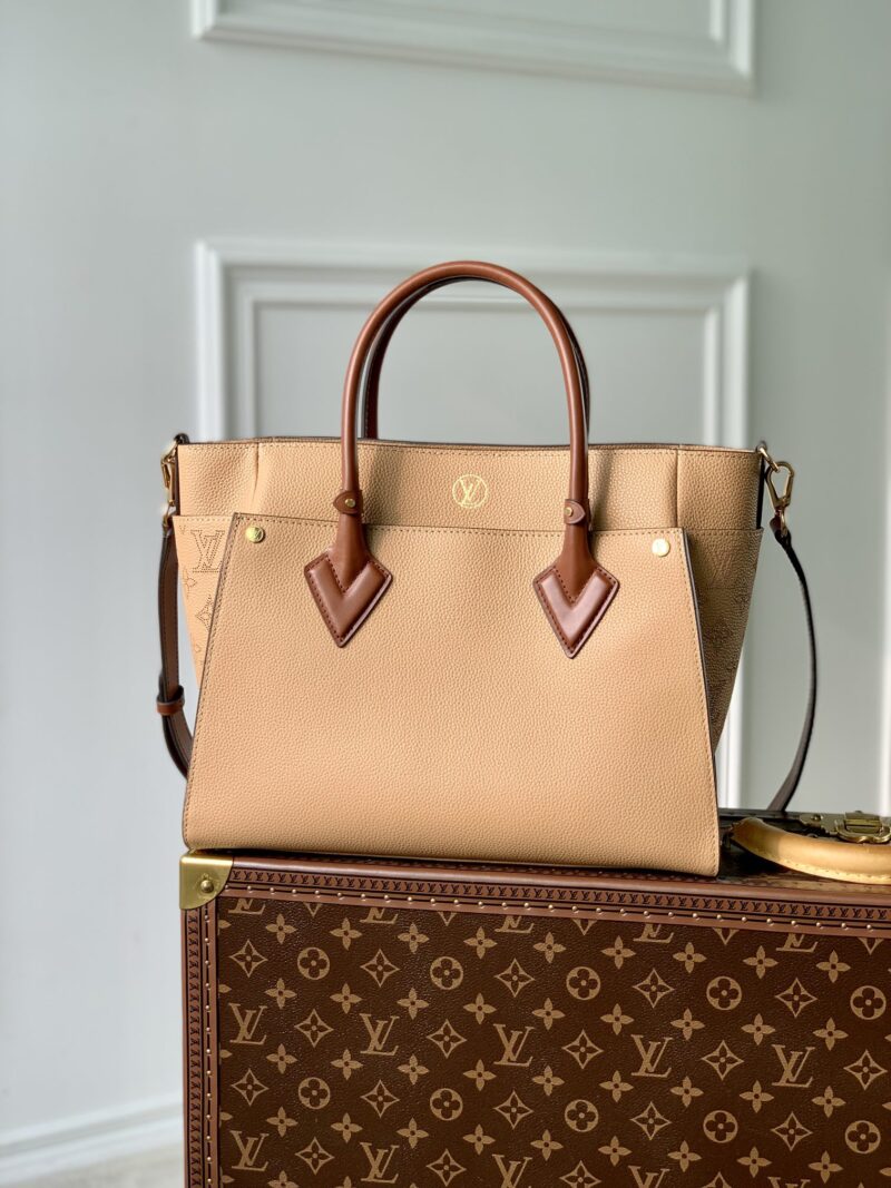 Louis Vuitton On My Side Tote Bag-M53826-30.5 x 24.5 x 14CM - Image 2