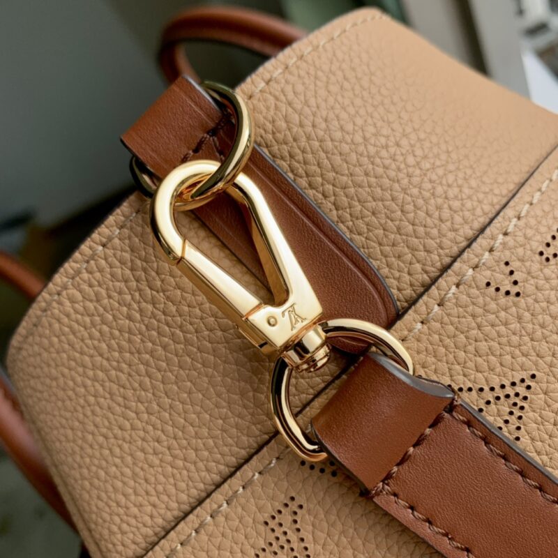 Louis Vuitton On My Side Tote Bag-M53826-30.5 x 24.5 x 14CM - Image 7