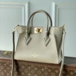 Louis Vuitton On My Side Tote Bag-25*20*12CM