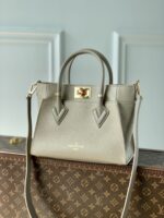 Louis Vuitton On My Side Tote Bag-25*20*12CM