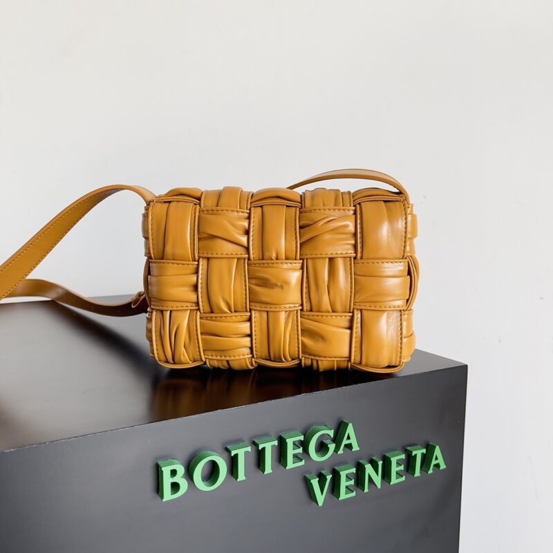 Bottega Veneta Cassette Bag-19*4*12CM - Image 3