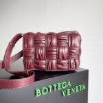 Bottega Veneta Cassette Bag-19*4*12CM