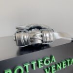 Bottega Veneta Cassette Bag-19*4*12CM - Image 4