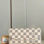 Louis Vuitton Emilie Wallet M60696-19x10x2CM