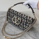 Valentino Garavani Loc-27*13*6CM - Image 4