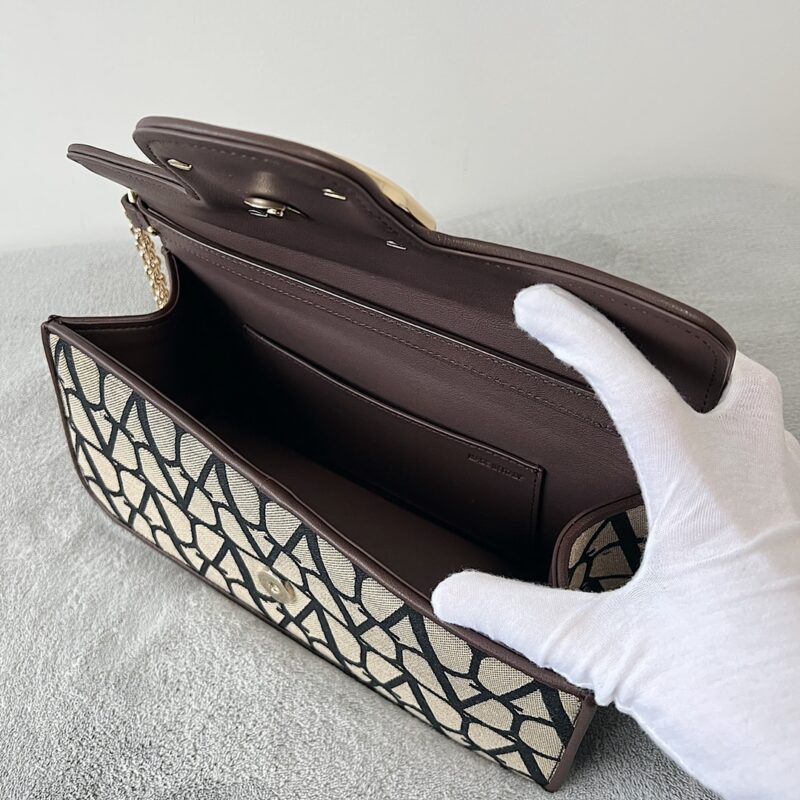 Valentino Garavani Loc-27*13*6CM - Image 8