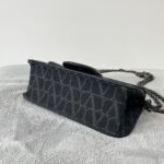 Valentino Garavani Loc-27*13*6CM - Image 6