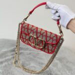 Valentino Garavani Mini Loc-20x 11x5CM - Image 2