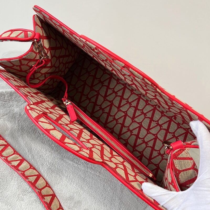 Valentino Garavani La Troisième Toile Iconographe -40*25*17CM - Image 8