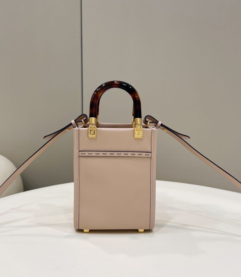 Fendi Mini Tote Bag-13*18*6.5CM - Image 4