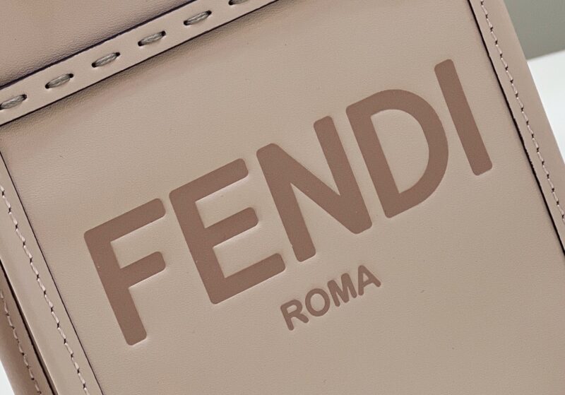 Fendi Mini Tote Bag-13*18*6.5CM - Image 7