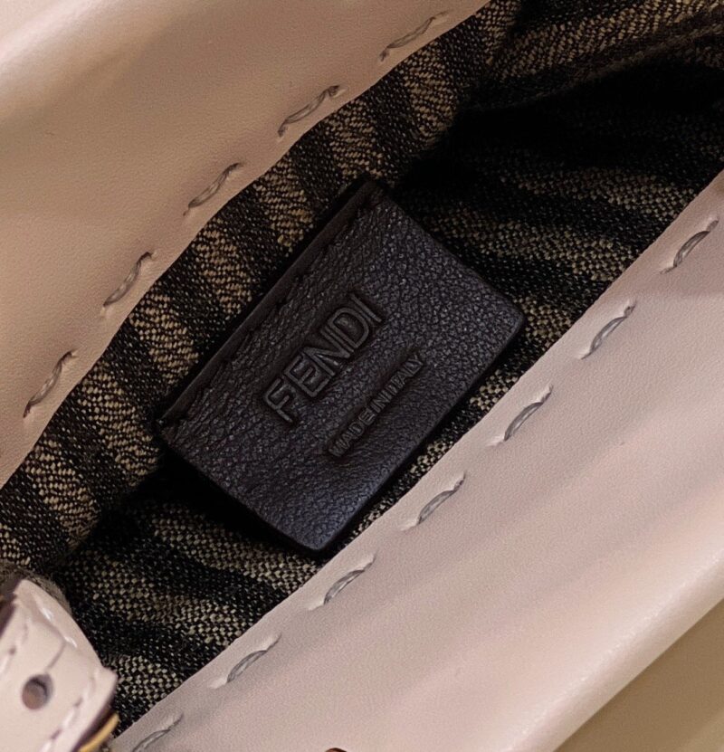 Fendi Mini Tote Bag-13*18*6.5CM - Image 9