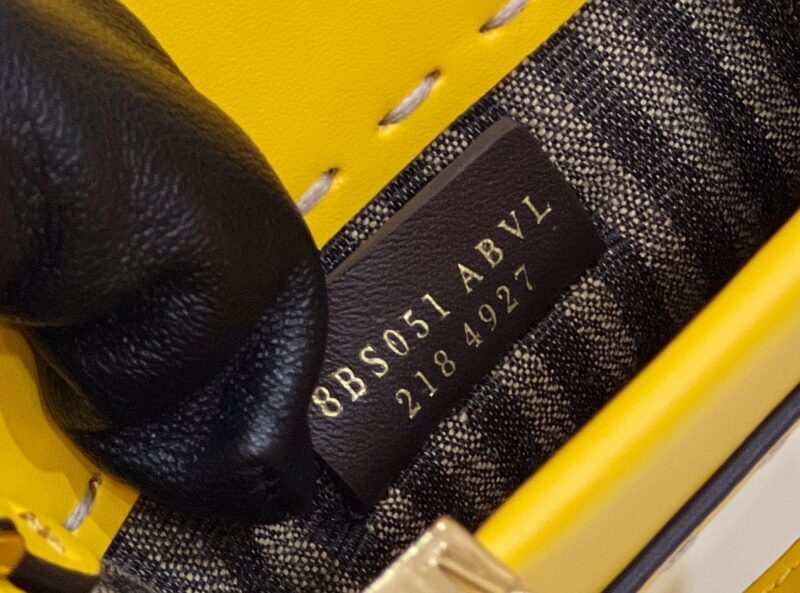 Fendi Mini Tote Bag-13*18*6.5CM - Image 8