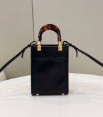 Fendi Mini Tote Bag-13*18*6.5CM - Image 2