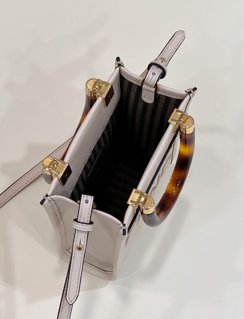 Fendi Mini Tote Bag-13*18*6.5CM - Image 8