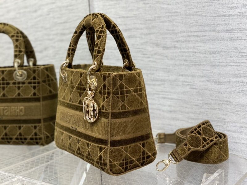 Lady Diro Handle Bag-24CM - Image 5