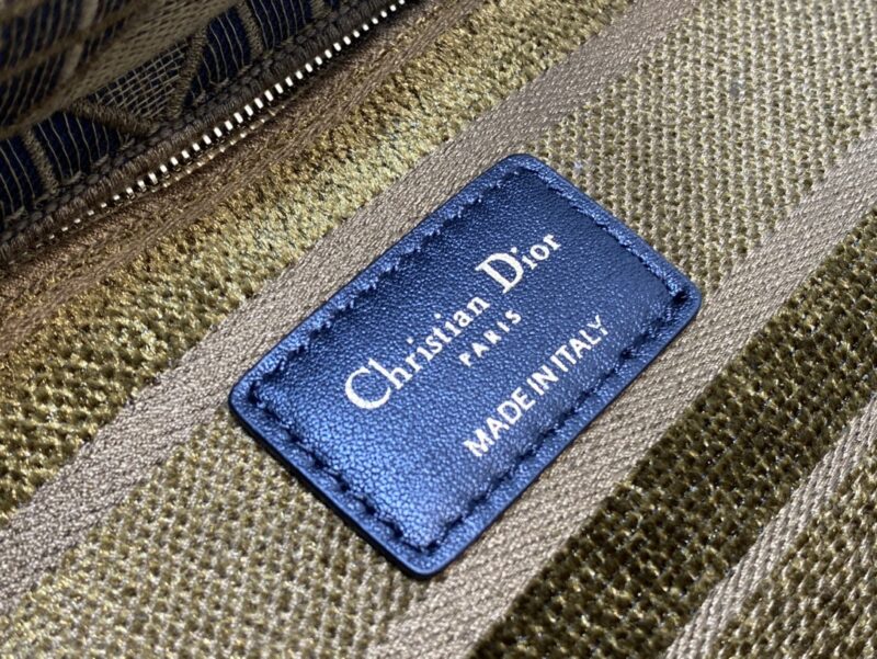 Lady Diro Handle Bag-24CM - Image 8