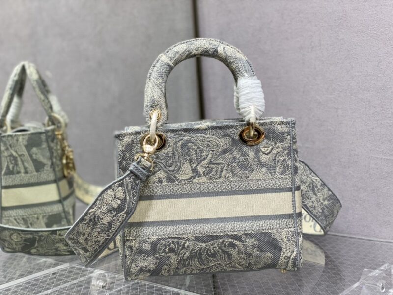 Lady Diro Handle Bag-24CM - Image 5