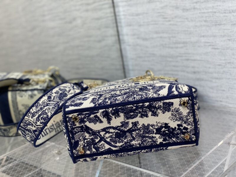 Lady Diro Handle Bag-24CM - Image 7