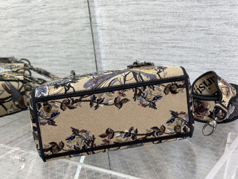 Lady Diro Handle Bag-24CM - Image 7